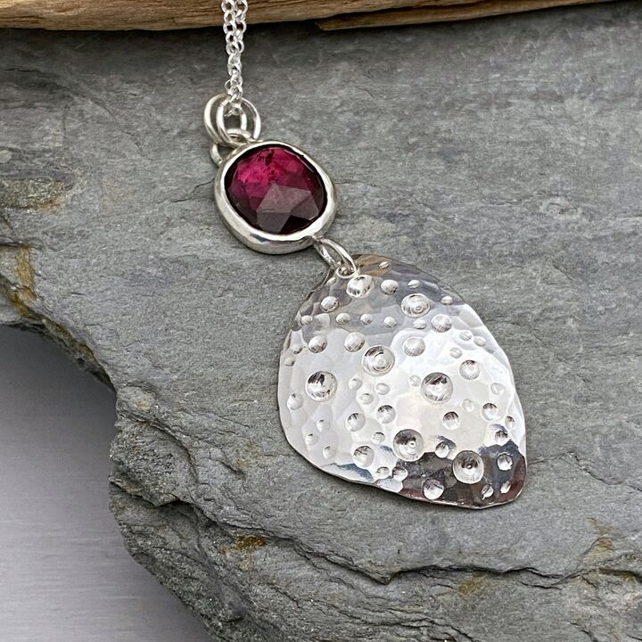 Garnet necklace 2