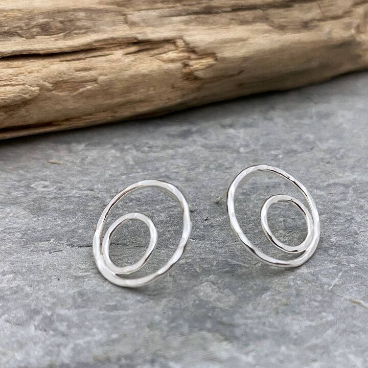 Eccentric circles silver stud earrings 2