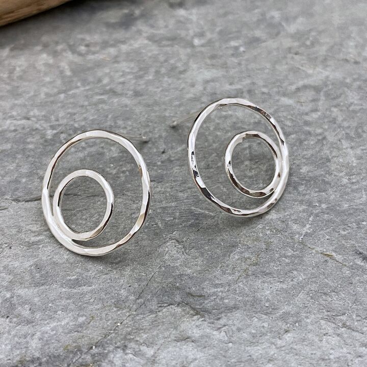 Eccentric circles silver stud earrings 3