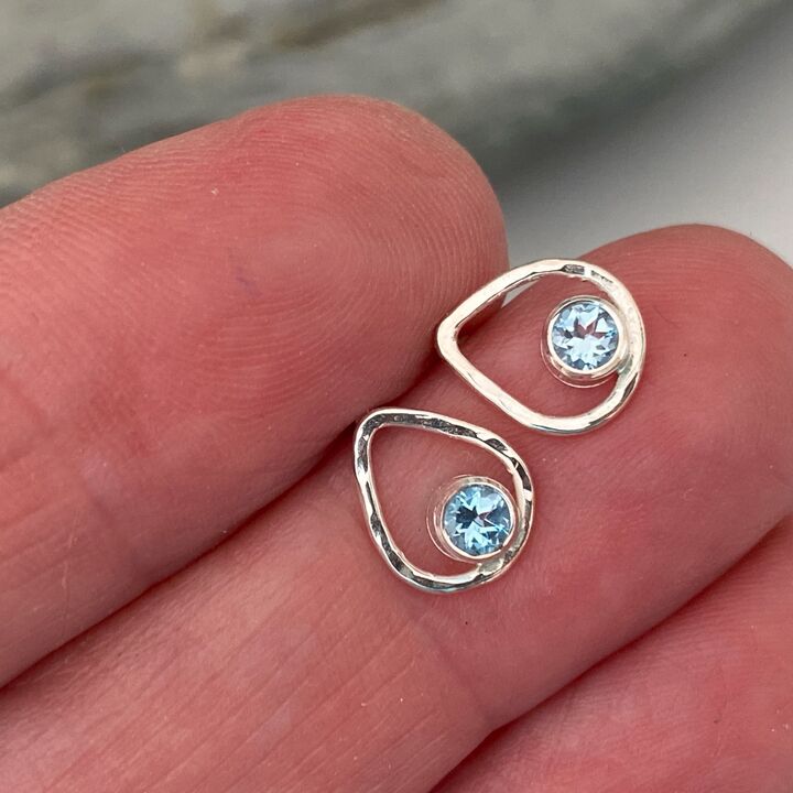 Tiny raindrop stud earrings