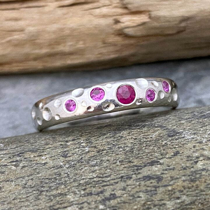 Pink sapphire bubbles ring