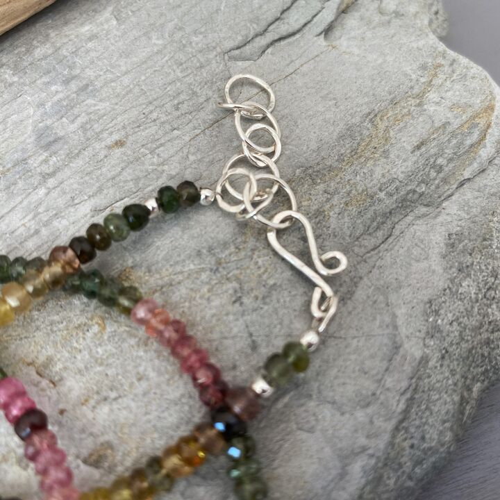 Tourmaline and bubbles bead necklace 3