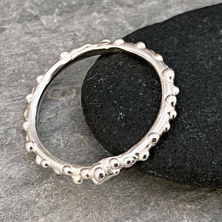 Thin silver ring band with tiny bubbles 4