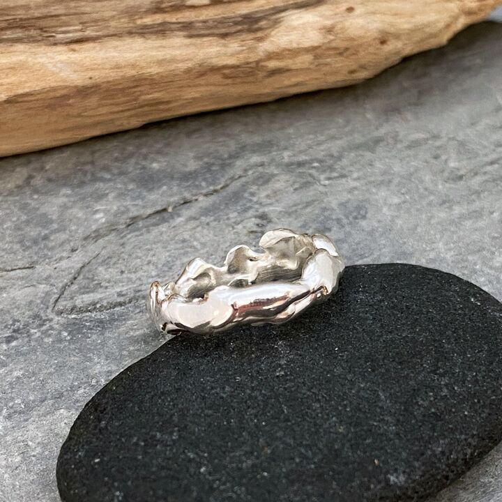 Silver waves ring 8