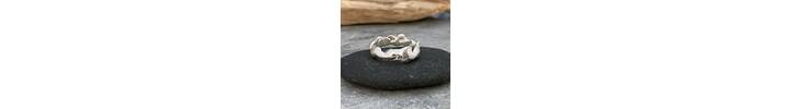 Silver waves ring