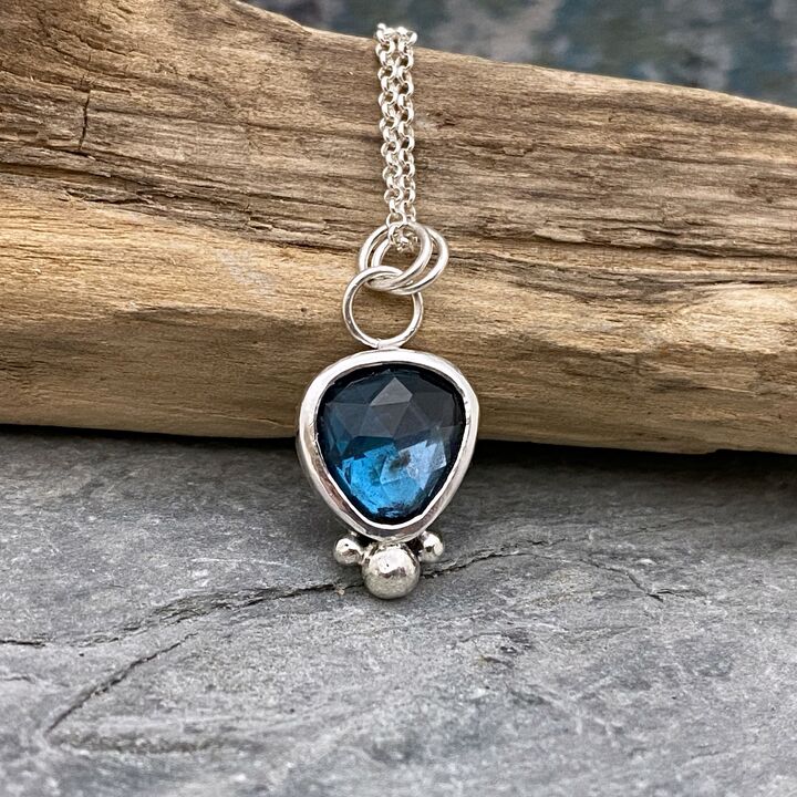 Topaz necklace 4