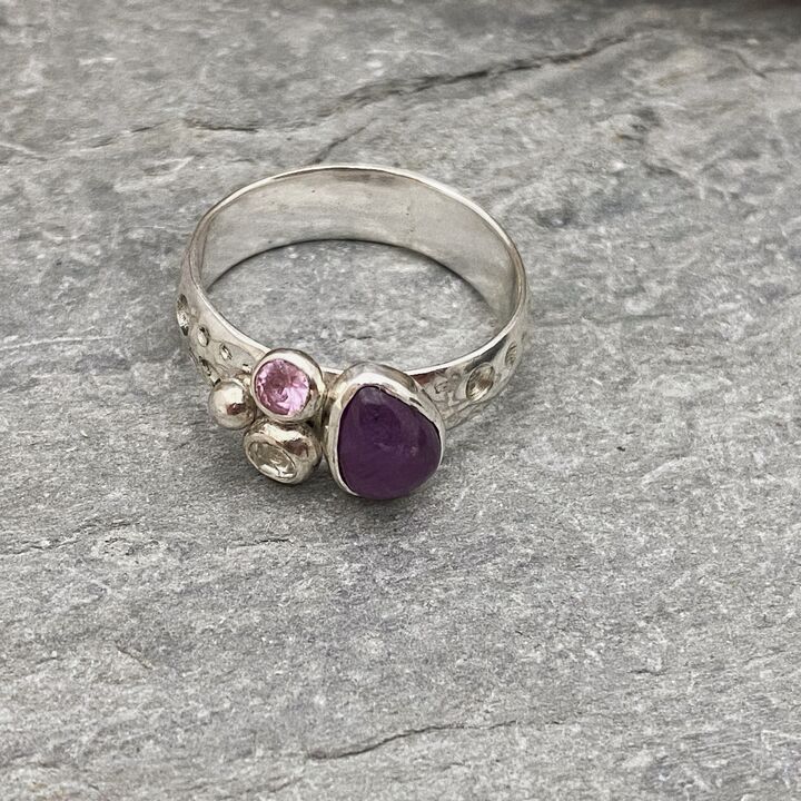 Purple and pink sapphire ring 5