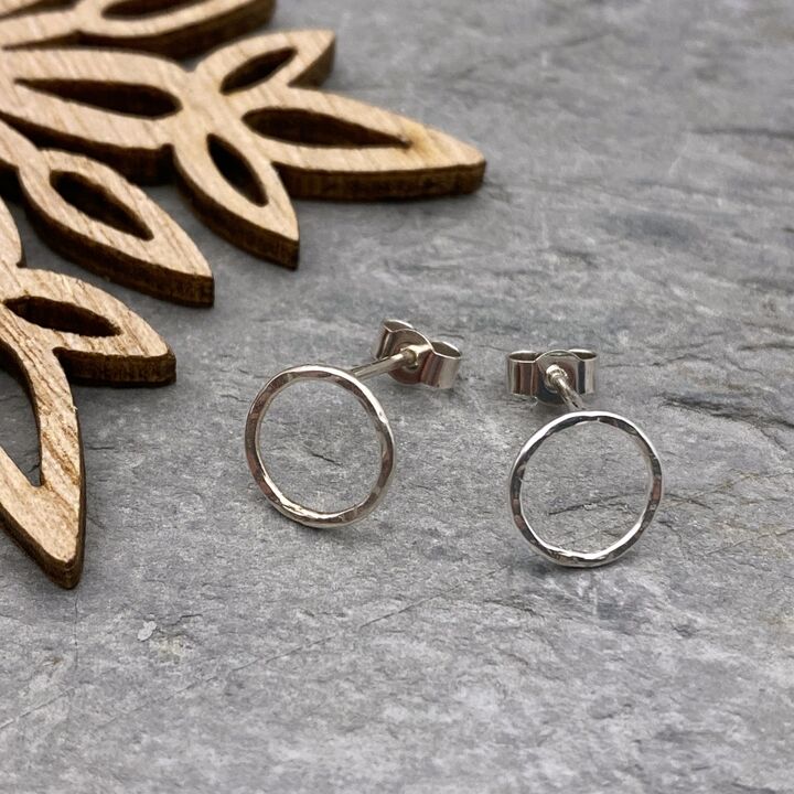 Small silver stud earrings 4