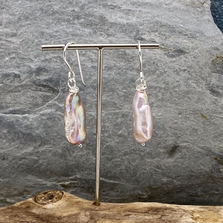 Pink stick pearl earrings  3