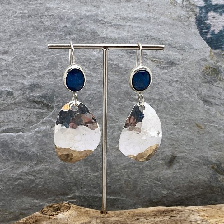 Neon sheen Kyanite topped hammered silver earrings 3