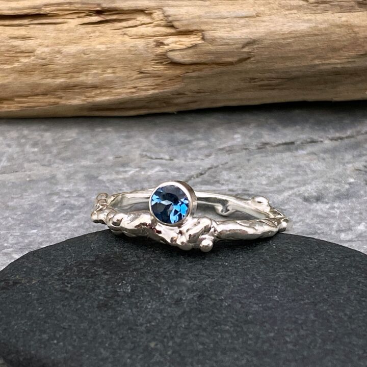 Topaz organic ring