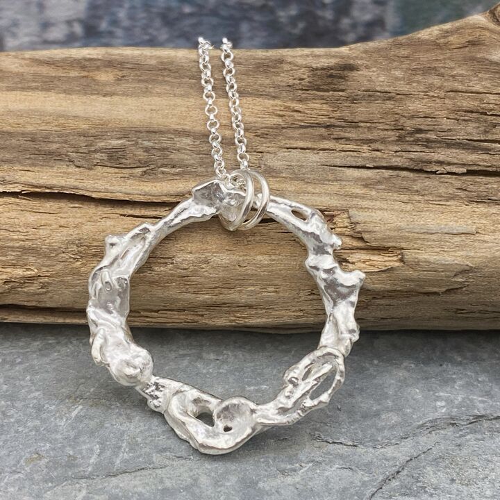 Recycled silver circle necklace  3