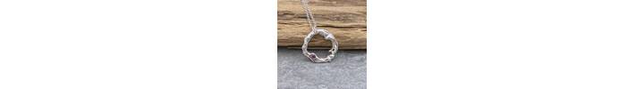 Pink sapphire organic silver pendant 3