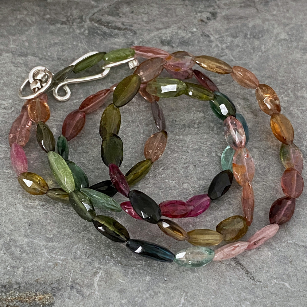 Tourmaline deals bead necklace